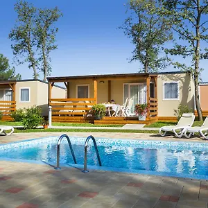 Maistra Camping Valkanela Mobile Homes 4* Funtana